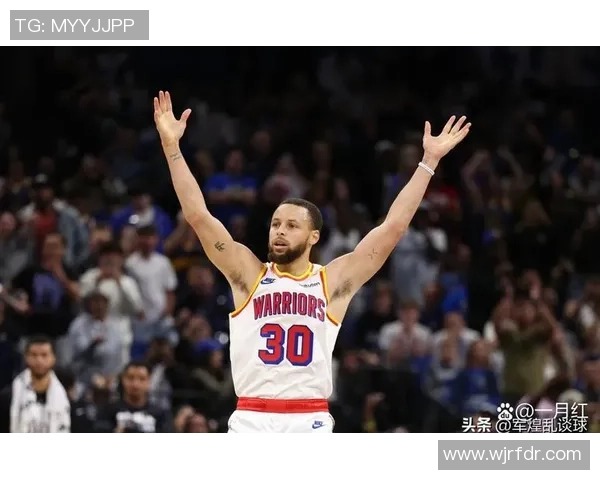 当年谁能想到足球明星们如今的辉煌成就与传奇人生会如此引人瞩目